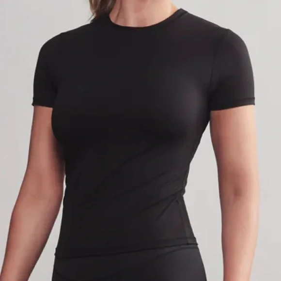 RHONE Ultimate Layer Tee - Picture 3 of 7